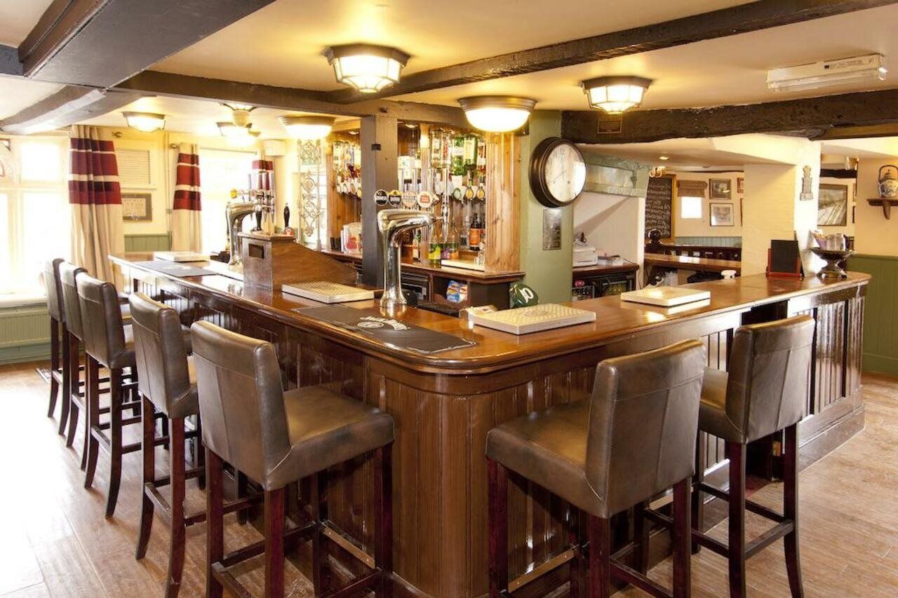 The George & Horn Near Newbury Hotel Kingsclere Eksteriør billede